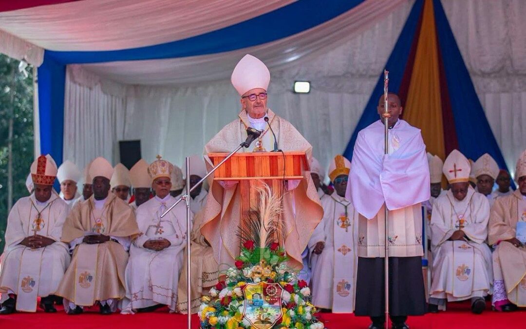 Le cardinal Michael Czerny reçoit la première Médaille du pape Léon XIV pour le développement durable